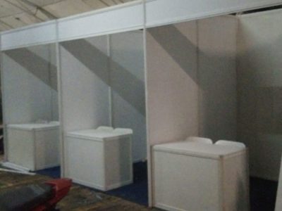 Booth R8