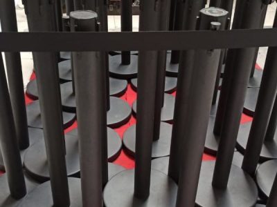 Rope Stand/ Que Line Hitam